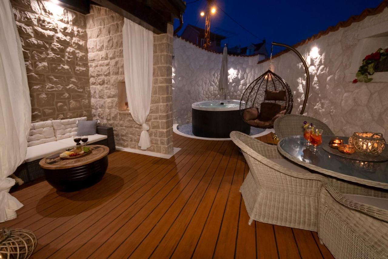Luxury Apartment Vista Del Mare شيبينيك المظهر الخارجي الصورة