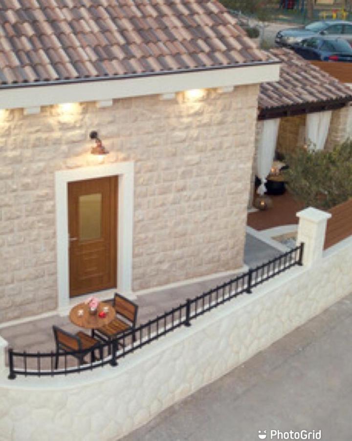 Luxury Apartment Vista Del Mare شيبينيك المظهر الخارجي الصورة